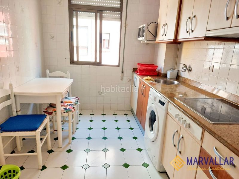 Foto 8278dd5c-868b-4c21-8a1f-194fae6ee99f. Piso en Cuatro Caminos Santander
