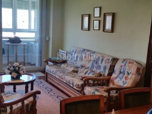 Foto 7f40a886-f70a-4e8a-aa01-4579369960cf. Rent apartment in Los Castros Santander