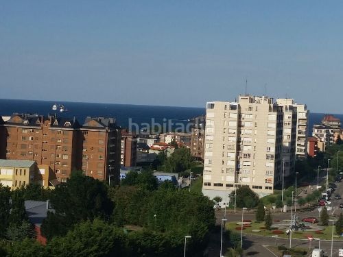 Foto c5aeacec-93cb-4dac-8d10-0ee04830dab3. Rent apartment in Los Castros Santander