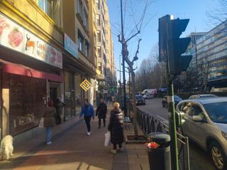 Local commercial à Numancia - San Fernando. Magnífico local en venta en calle san fernando. se vende local e