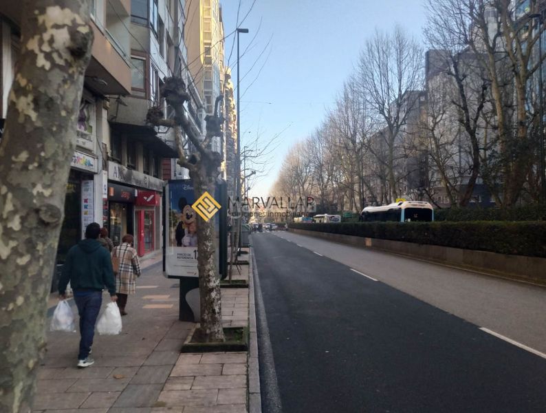 Foto 21ad92aa-3fe5-4336-ad26-f663b3df4f1a. Local comercial a Numancia - San Fernando Santander