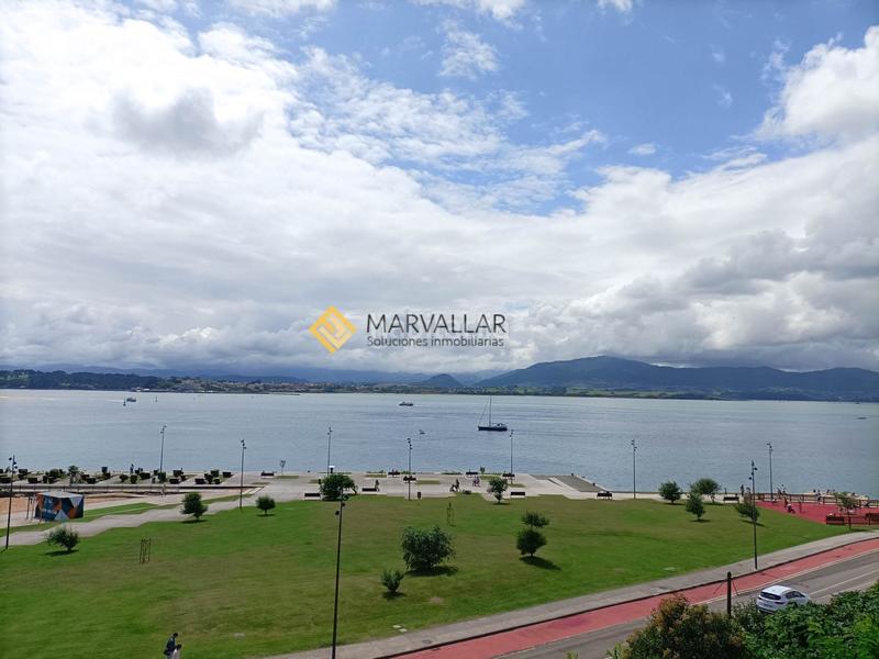 Foto 5d542275-9214-44ec-b4be-5ffd7727eb87. Alquiler piso magnífico piso de temporada desde septiembre hasta junio con espectaculares vistas al mar. en Santander