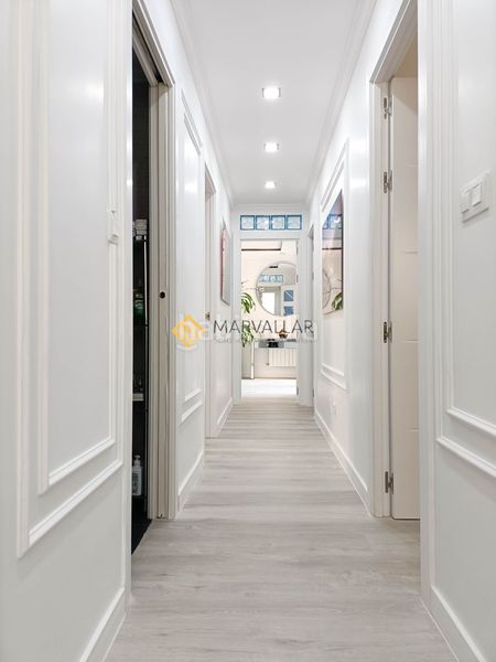 Foto a8b8f09c-9ab8-4bdc-822d-789056a32378. Pis amb calefacció aparcament a Numancia - San Fernando Santander