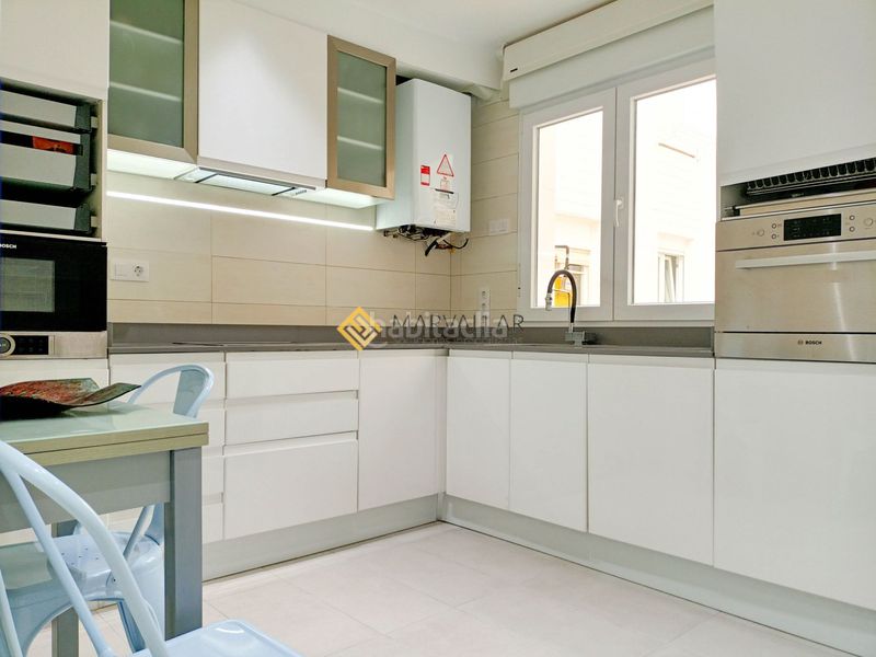 Foto ac38b618-023c-40c3-8d7c-58fc4434872f. Pis amb calefacció aparcament a Numancia - San Fernando Santander