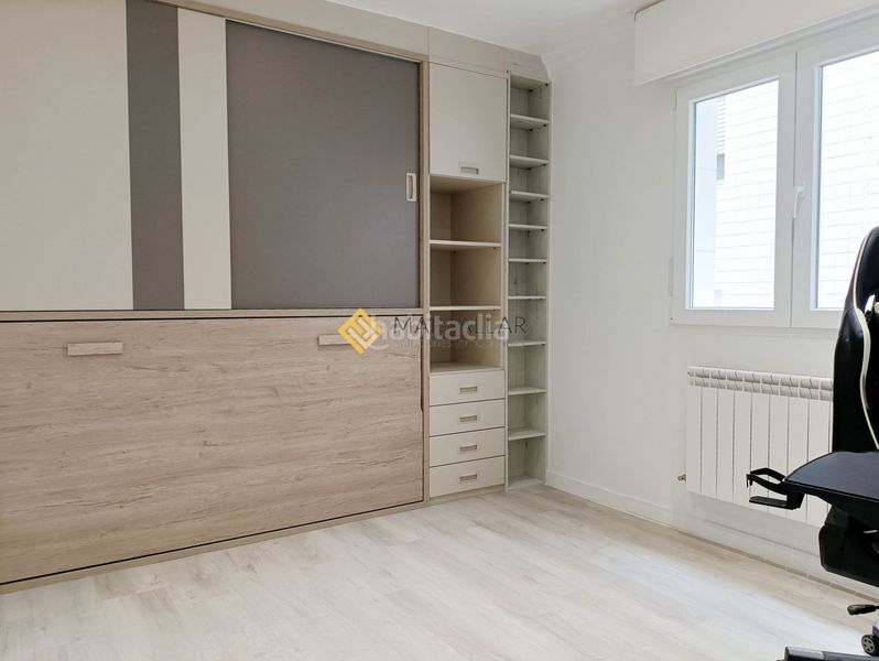 Foto afd01f0b-fb06-4f79-8abb-ab8c77a2b968. Pis amb calefacció aparcament a Numancia - San Fernando Santander