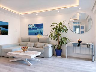 Appartement à Numancia - San Fernando. Piso reformado con acabados de lujo. dispone de 3 dormitorios,