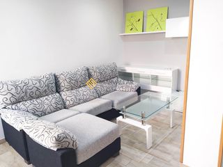 Rent Apartment in Los Castros. Marvallar alquila vivienda totalmente exterior muy cerca del las