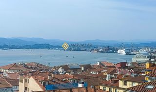 Appartement à Puerto Chico. Vistas espectaculares de la bahía desde esta magnífica vivienda