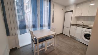 Affitto Appartamento in Carrer de la mare de déu de port 413. Alquiler temporada ciutat de la justicia