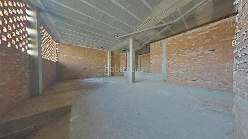 Foto cb93f703-3a37-4a7f-9b94-bb42596ca595. Locale commerciale in La Unión Unión (La)