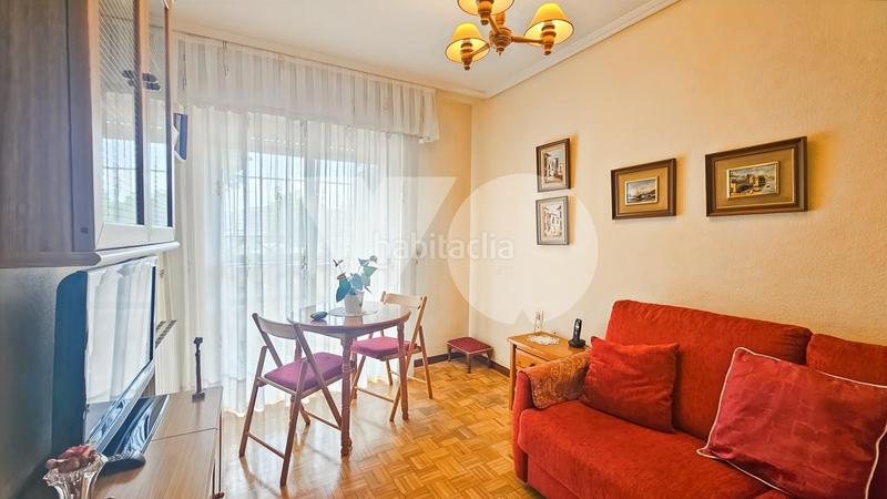 Foto 130b5680-8d71-4422-b2f5-88b6ef580eef. Appartement avec chauffage parking dans Almendrales Madrid