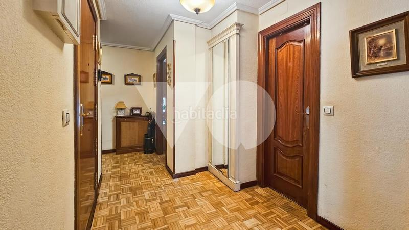 Foto 24056f3f-c4fd-403d-99e4-20d2f0ba7ce5. Appartement avec chauffage parking dans Almendrales Madrid