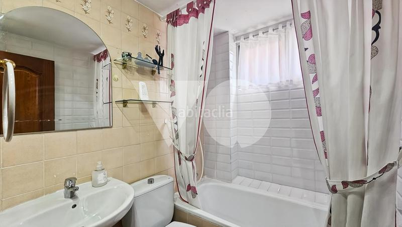 Foto 30b8afe6-93f7-4d1a-b559-93e515091636. Appartement avec chauffage parking dans Almendrales Madrid