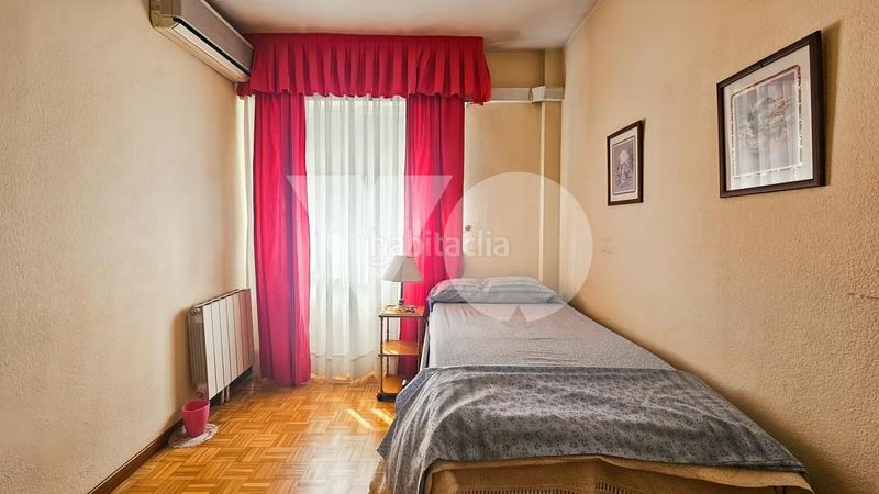 Foto 90ae950f-77c1-4488-b623-067fcf2a298e. Appartement avec chauffage parking dans Almendrales Madrid