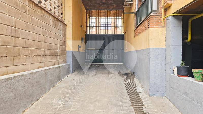 Foto b6c929bc-e4dc-4cdd-9a9f-8a67f68e0d7f. Appartement avec chauffage parking dans Almendrales Madrid
