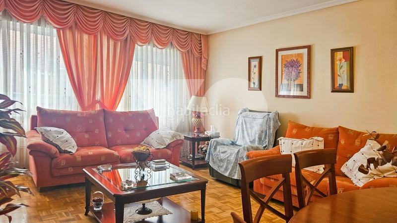Foto ef78c6e6-9d45-4728-aaae-1b5b0cf2a801. Appartement avec chauffage parking dans Almendrales Madrid