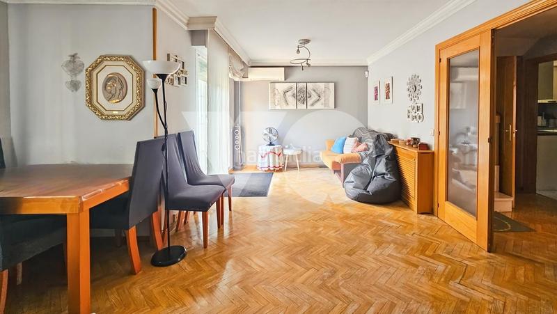 Foto 19718fe7-1fc3-47db-807c-d9d2899c3536. Casa a schiera con riscaldamento parcheggio piscina in Alcorcón