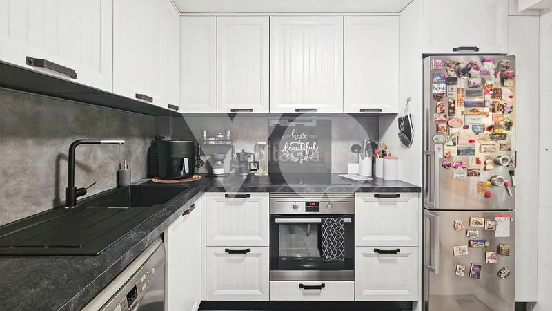 Foto 389d2e74-6250-49d7-bd74-7193eac213ca. Casa a schiera con riscaldamento parcheggio piscina in Alcorcón