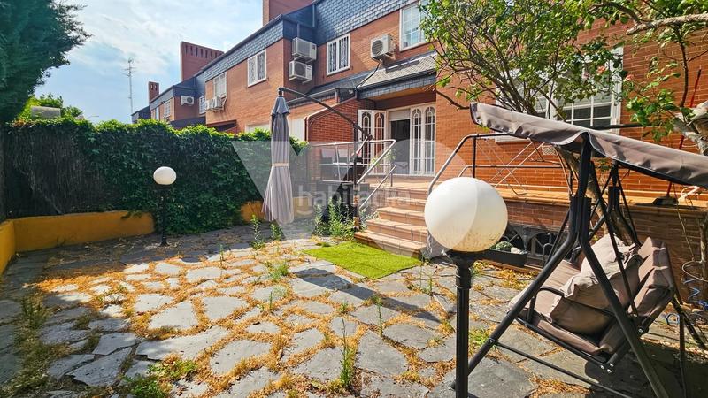 Foto 5f92a6d3-763b-476c-aad9-402f25ef68fb. Casa a schiera con riscaldamento parcheggio piscina in Alcorcón