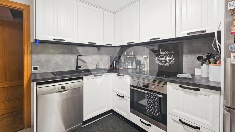 Foto 68040ccb-3b07-4993-8f28-3ded2a234a40. Casa a schiera con riscaldamento parcheggio piscina in Alcorcón