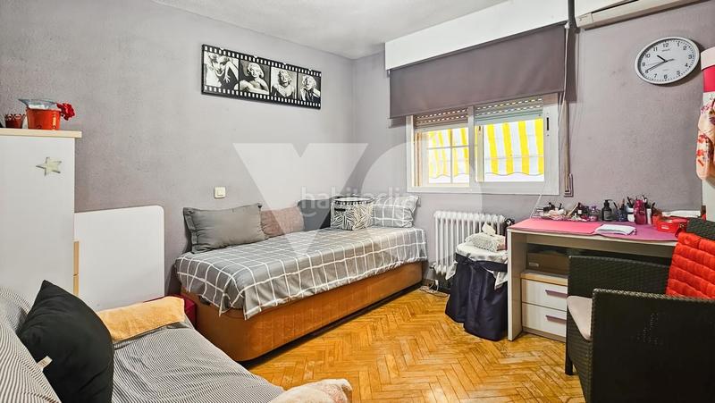 Foto 76b89009-1849-4c96-962e-5c1a16118fb2. Casa a schiera con riscaldamento parcheggio piscina in Alcorcón