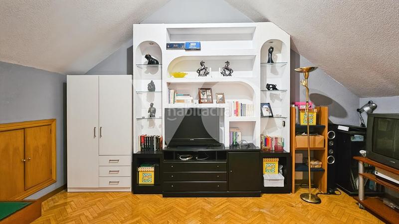 Foto 838bb177-8377-4824-99fb-a06dbfbef680. Casa a schiera con riscaldamento parcheggio piscina in Alcorcón