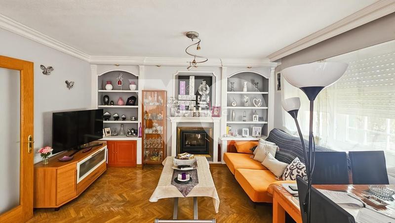 Foto 846aa900-d219-4272-859a-2851161955be. Casa a schiera con riscaldamento parcheggio piscina in Alcorcón