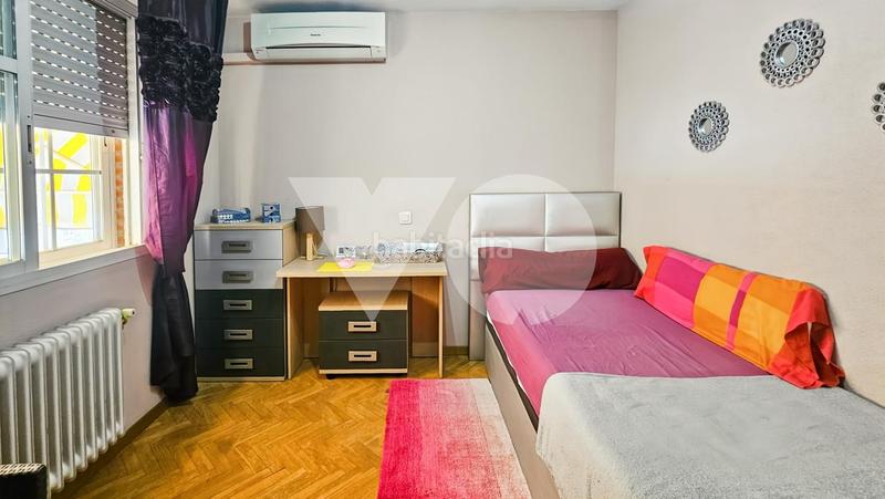 Foto dc19507c-99e5-4233-9bdb-efab3070dc5f. Casa a schiera con riscaldamento parcheggio piscina in Alcorcón