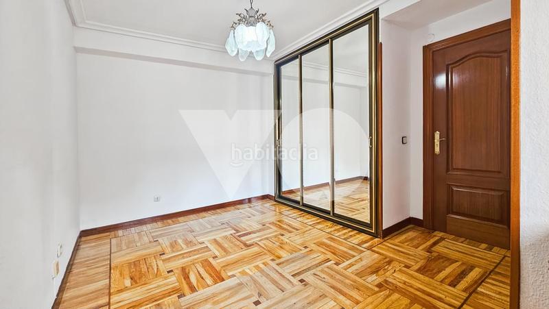 Foto fc5237d2-1262-48d3-b92e-3a64ee3c169f. Piso  en venta en Vista Alegre, carabanchel, en Madrid