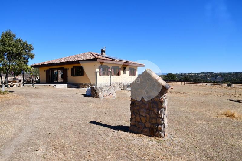 Foto 0cdd1ba8-8c03-45a8-8b27-97bba76f6e6b. Casa amb calefacció a Pedrezuela