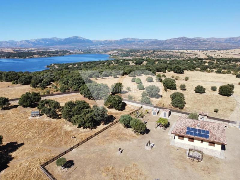 Foto 16835627-bd2c-41c3-a773-aef203894440. Casa amb calefacció a Pedrezuela