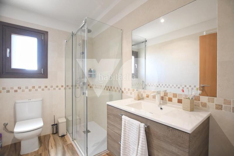 Foto 5da709e8-c41e-4c63-a09e-6fde4b5bdbc2. Casa amb calefacció a Pedrezuela