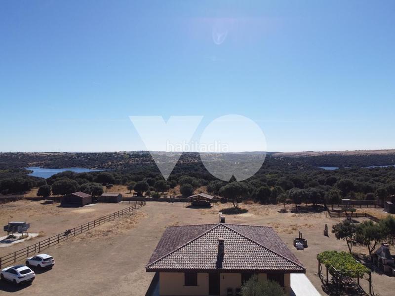 Foto 8c03e95b-d26e-4edf-b364-6b3828cabaec. Casa amb calefacció a Pedrezuela