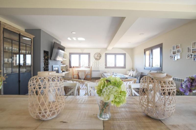 Foto a0e0aa32-6110-45fd-a7cb-44cf9cb27a2e. Casa amb calefacció a Pedrezuela