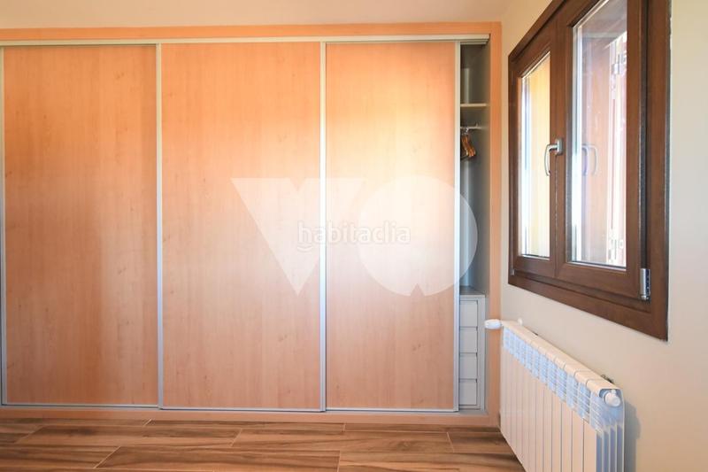 Foto c277e5f8-8858-481a-817c-1856b7b0e5d0. Casa amb calefacció a Pedrezuela