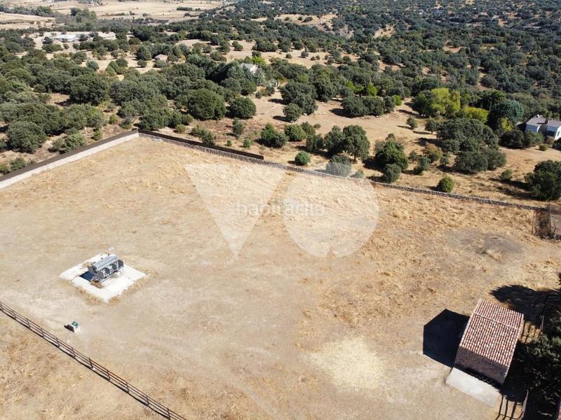 Foto fc33e52e-f24c-4e64-a60f-a1ffff72baba. Casa amb calefacció a Pedrezuela