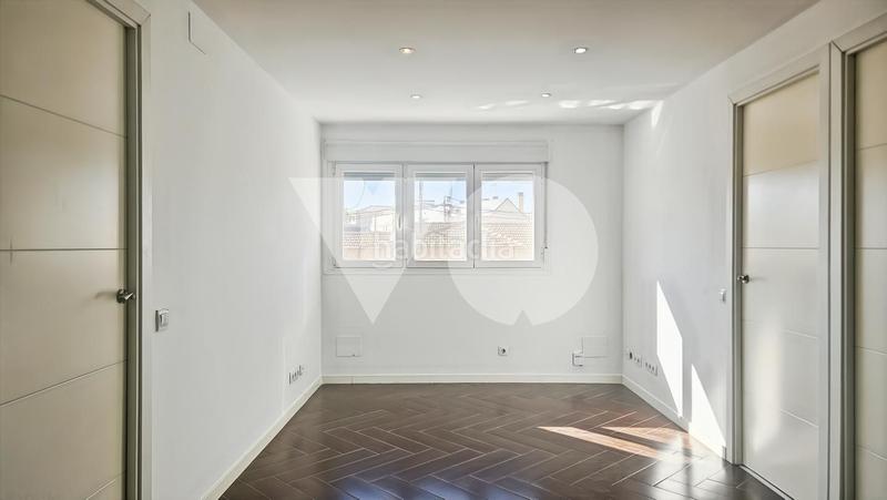 Foto 98980379-2df9-4aaf-a916-b71ff4fc96f4. Etagenwohnung mit heizung in San Isidro Madrid