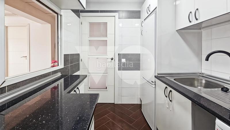 Foto bb593065-be78-4c0b-8e28-cec3dd10926d. Etagenwohnung mit heizung in San Isidro Madrid