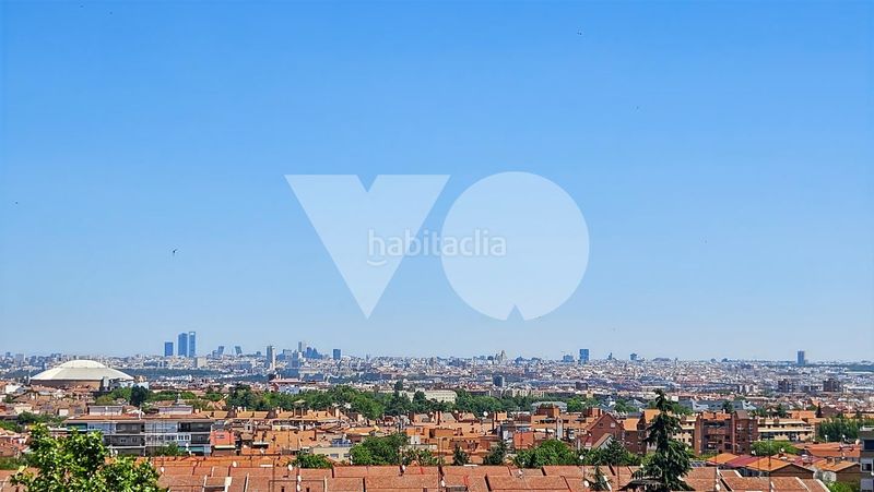 Foto 168a7b99-e023-45fb-b9ce-a48925a5c2e3. Dúplex amb calefacció a Puerta Bonita Madrid