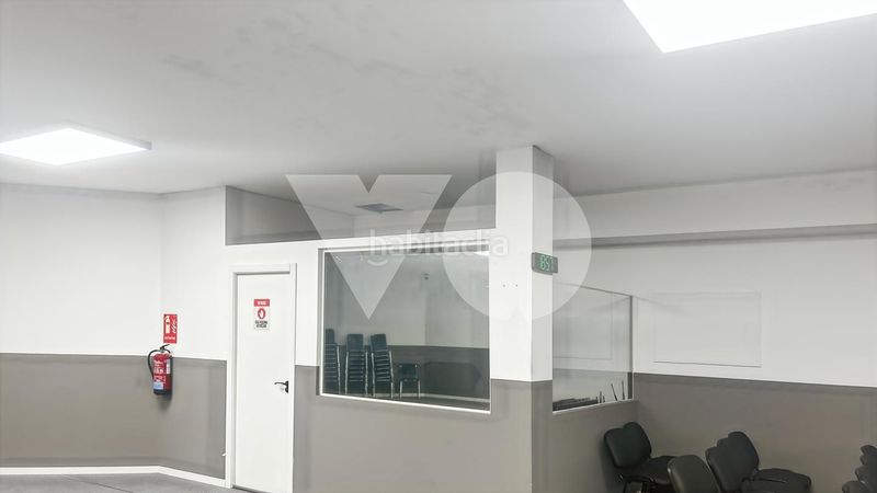 Foto c1bfecc4-81b6-41d2-a206-570b27d32f61. Business premise in Vista Alegre Madrid