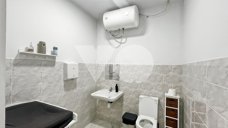 Foto f506c77f-98f0-4ca9-826f-ed7e10b402ff. Business premise in Vista Alegre Madrid