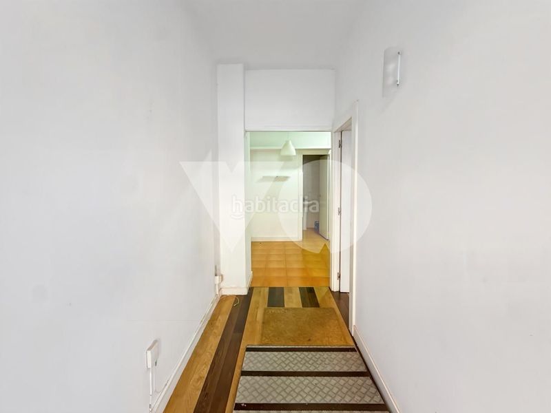 Foto a631e6ec-6a51-46ca-a1df-6b6f681bbc4b. Local comercial a Centro Alcobendas
