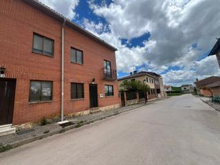 Casa  Cl san roman villamiel. Tu refugio rural en villamiel de muo por sol9!