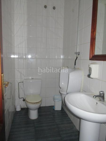 Foto 03519311-b123-473e-a506-607feab47a15. Location local commercial dans n/a dans Ares