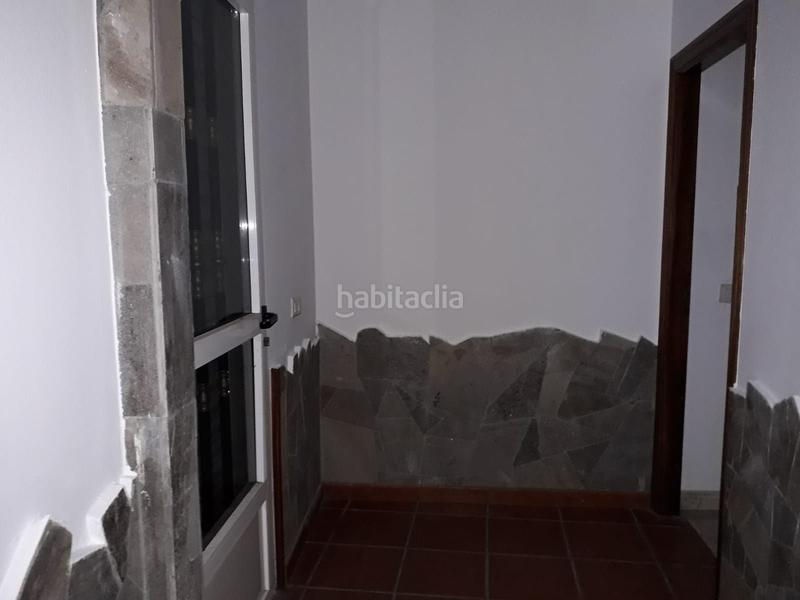 Foto 2e389e0b-838d-495f-8511-0f0fe741d8a0. Location local commercial dans n/a dans Ares