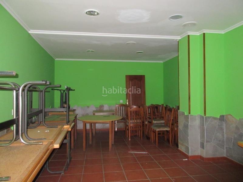 Foto a3eb9570-ce58-4d8d-b0b9-861db60a0f32. Location local commercial dans n/a dans Ares