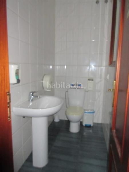 Foto db57f3a4-b5ce-42e8-a97b-e85bca2e93c7. Affitto locale commerciale in n/a in Ares