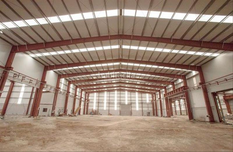 Foto 1877c041-6231-4d30-911d-8a10a10a0d32. Fabrikhalle in rúa francisco yáñez 19 in Mugardos