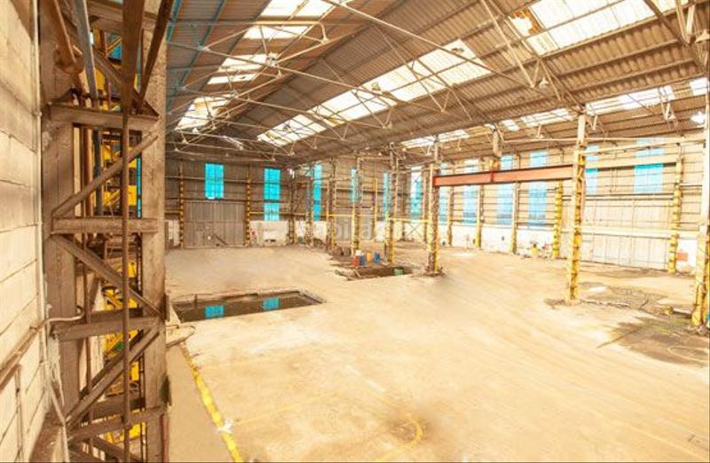 Foto 50765b3c-2911-4ce1-bcd7-d6d6f0210754. Fabrikhalle in rúa francisco yáñez 19 in Mugardos