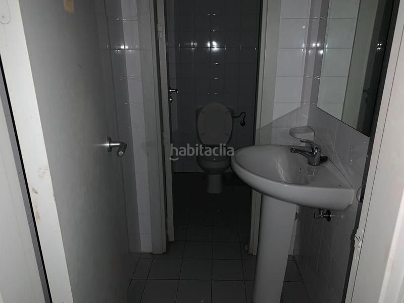 Foto ec0964d5-89e8-41f1-b51f-744631810c1b. Local comercial en rúa real 152 en Centro Ferrol